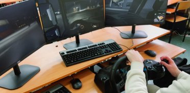 Artykuł: Symulator samochodu ciężarowego