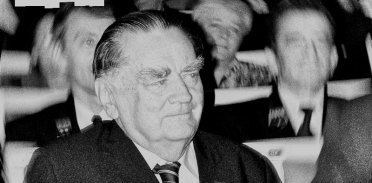 Jan Olszewski 1930–2019